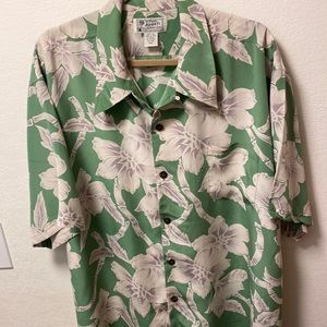 An original Avanti, authentic, Hawaii, 100% silk XXL